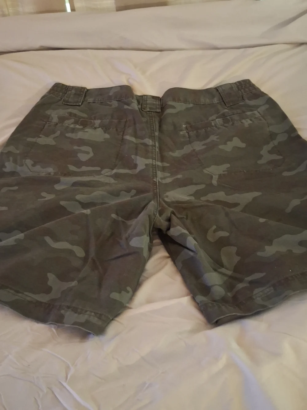 Outdoor Life Men's Olive Camo Utility Cargo Shorts